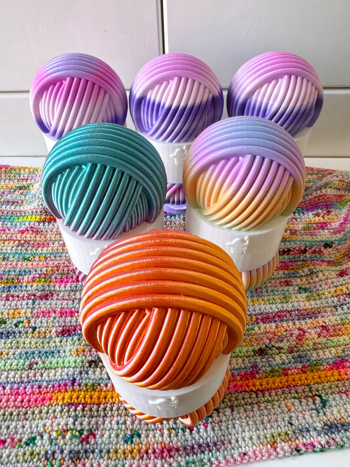 Contrast Band Mystery Pot, 3D Printed Filled Yarn Ball Container