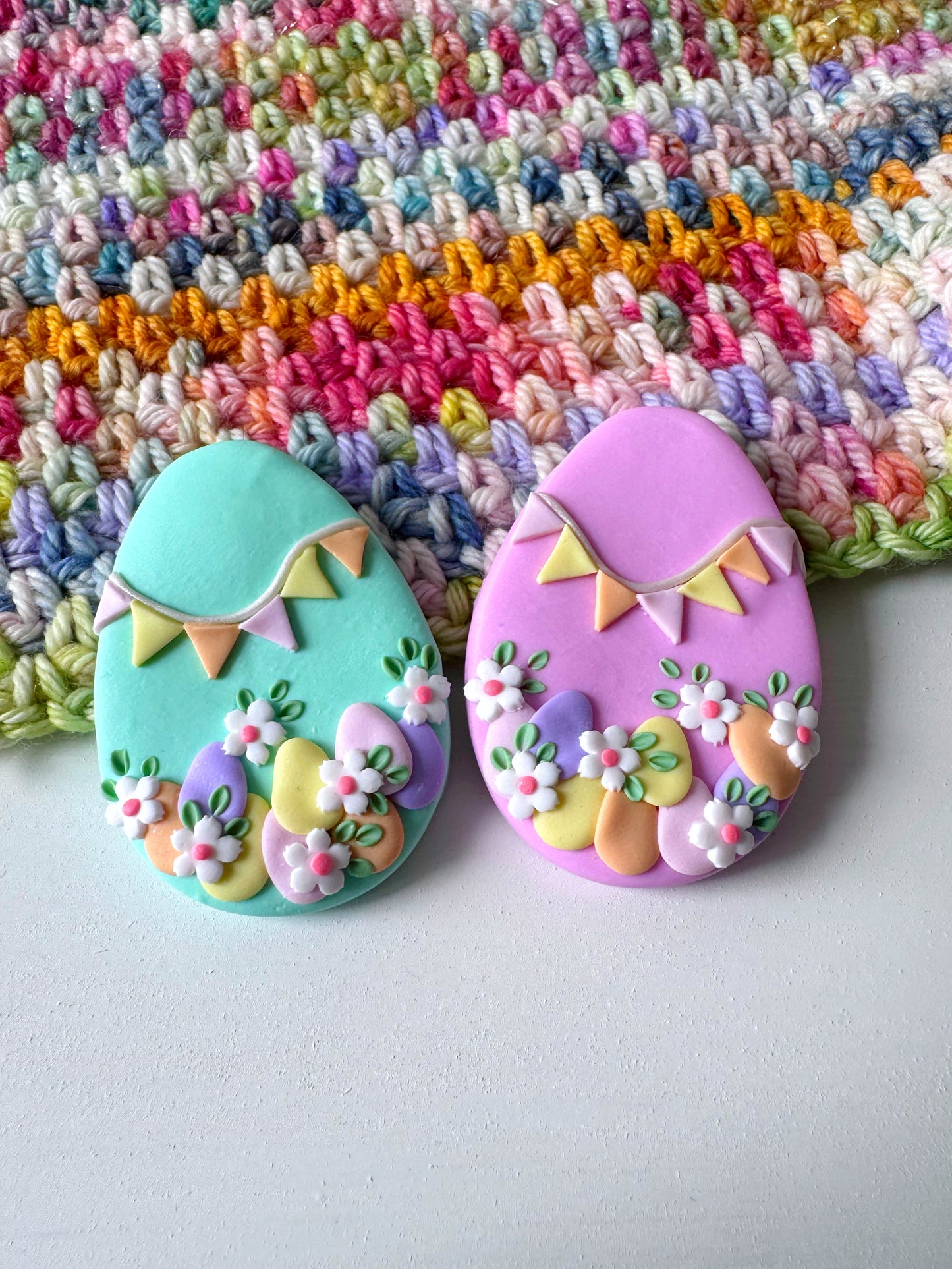 Bunting Easter Egg Magnetic Needle Minder