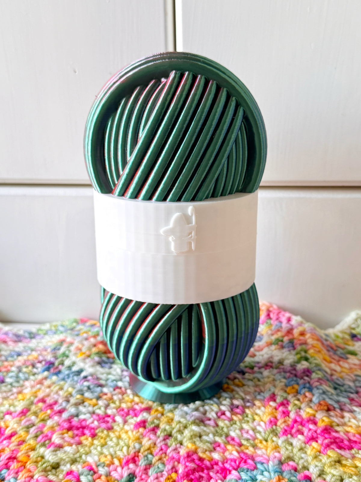 Contrast Band Mystery Pot, 3D Printed Filled Yarn Ball Container