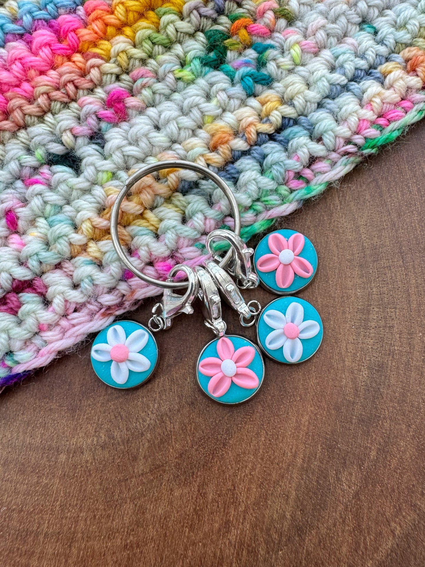 Pink and Blue Flower Stitch Markers, Flower Progress Keepers