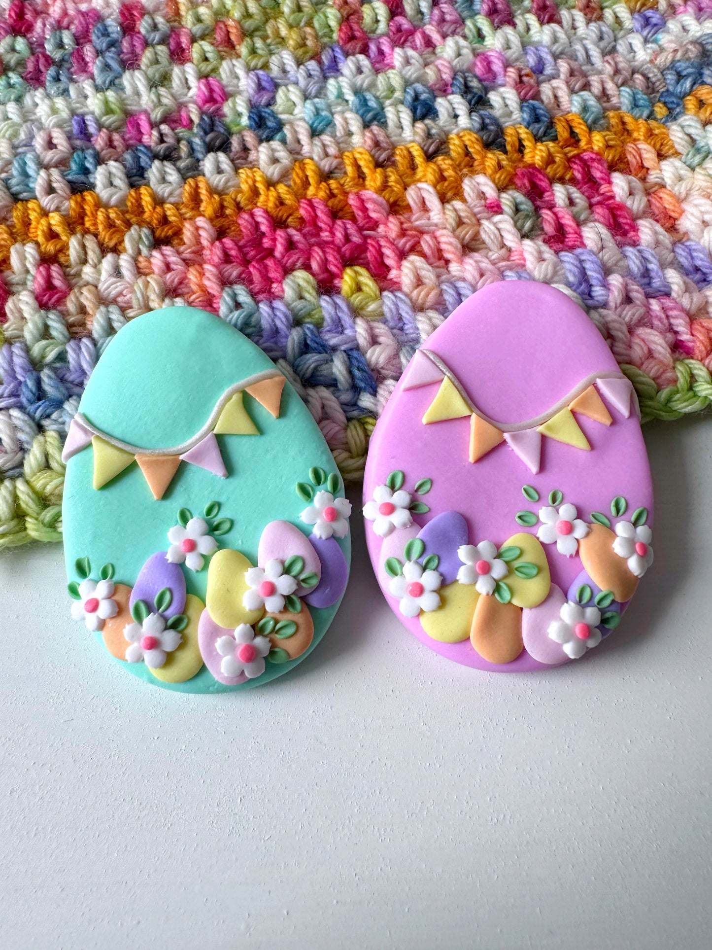 Bunting Easter Egg Magnetic Needle Minder