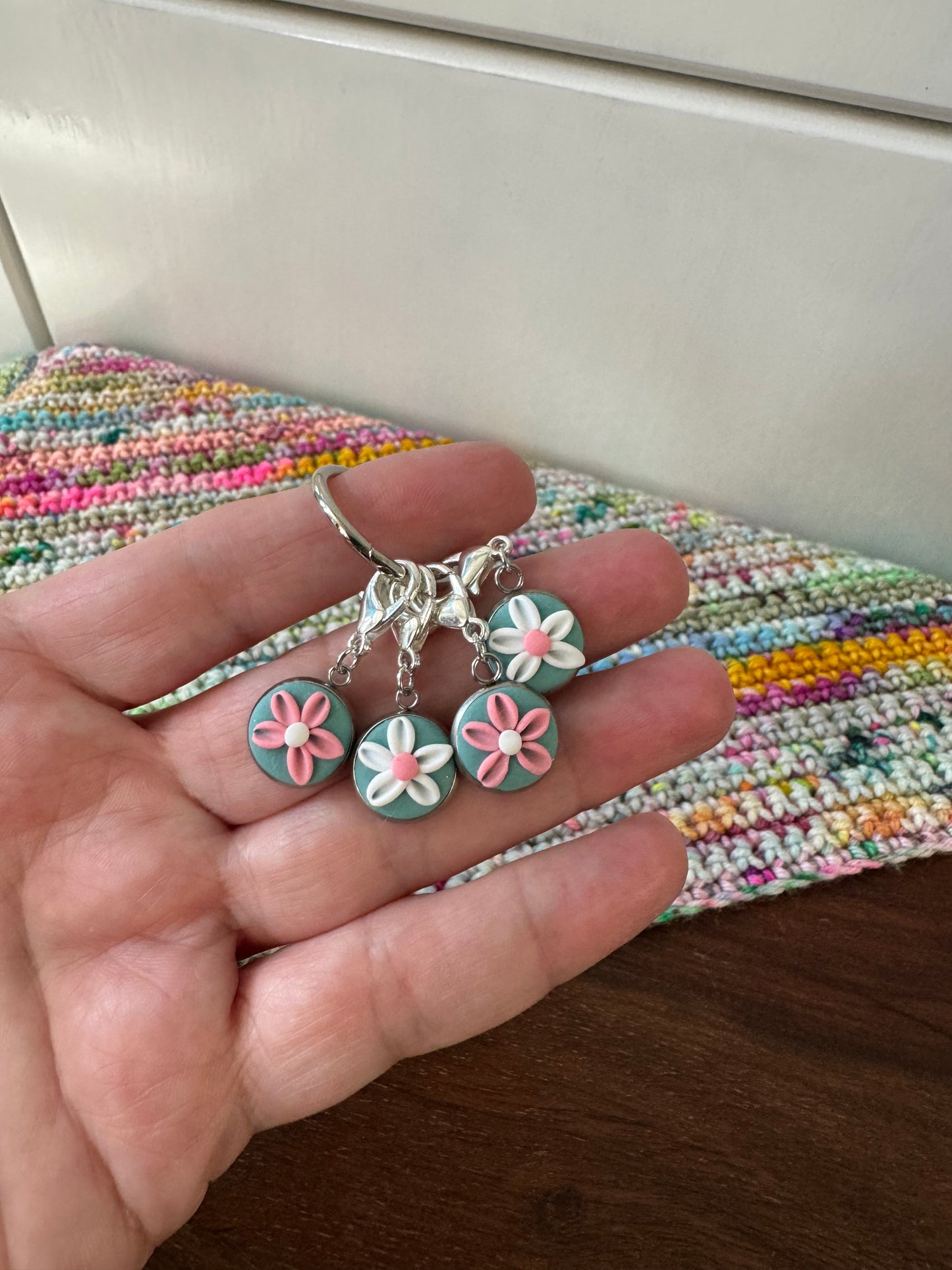 Flower Stitch Markers, Sea Green Flower Progress Keepers