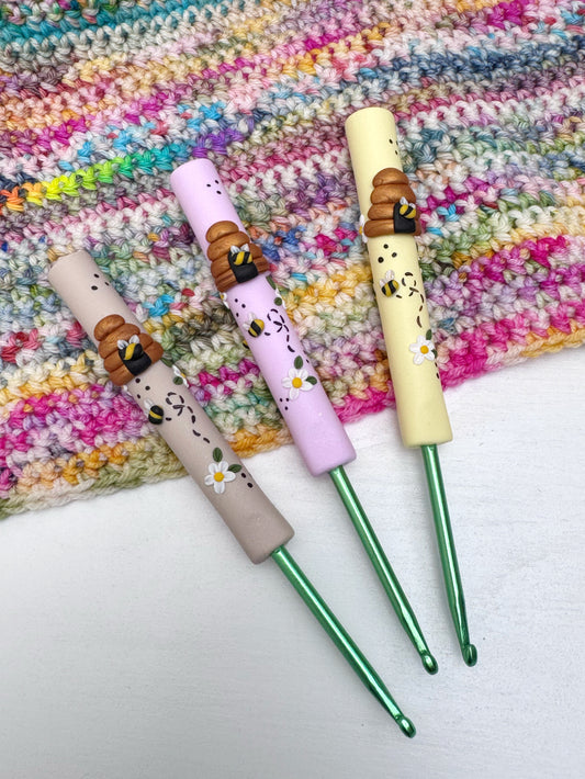 Beehive Crochet Hook, Polymer Clay Ergonomic Crochet Hook