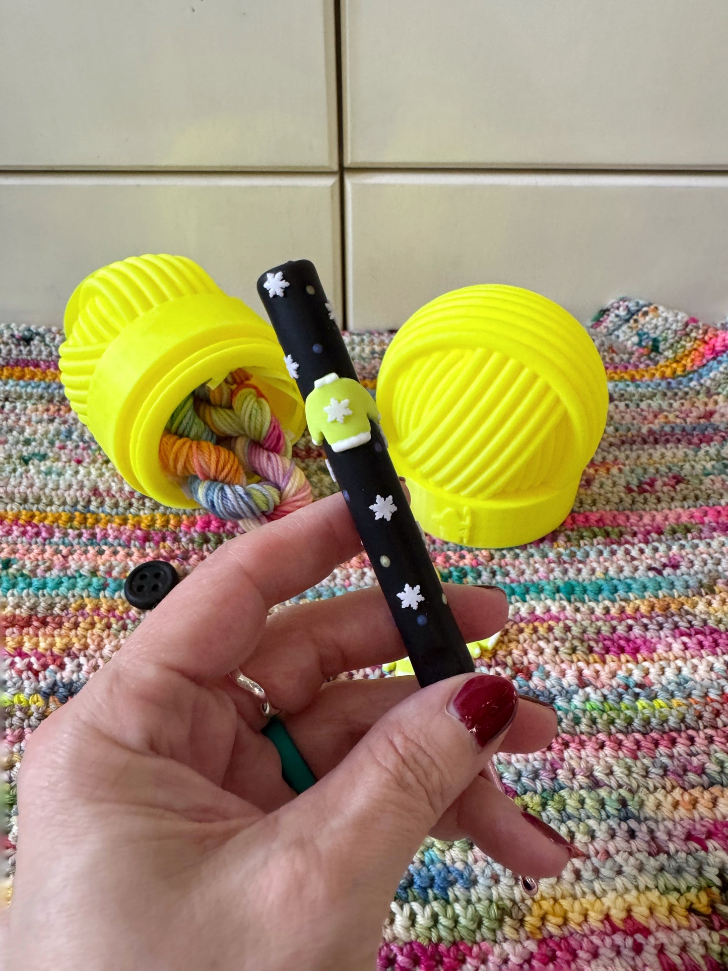 Neon Christmas Jumper Yarn Ball Surprise Pot with 4.5mm Crochet Hook