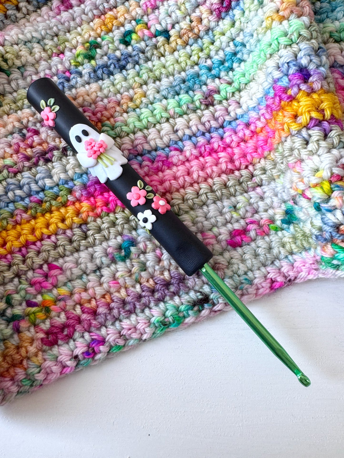 Flower Ghost Polymer Clay Crochet Hook, Halloween Crochet Hook