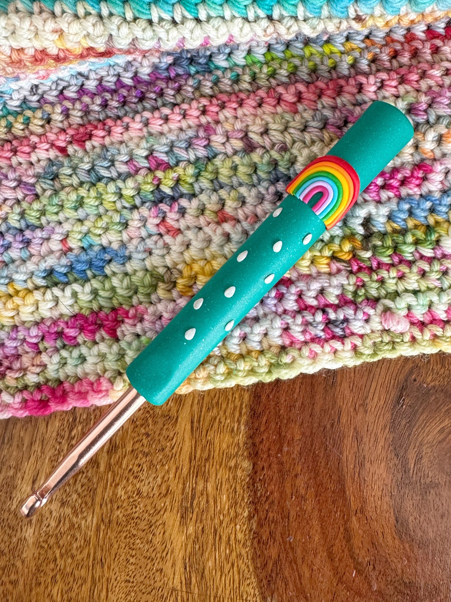 Jade Rainbow Crochet Hook, Raindrops Polymer Clay Crochet Hook