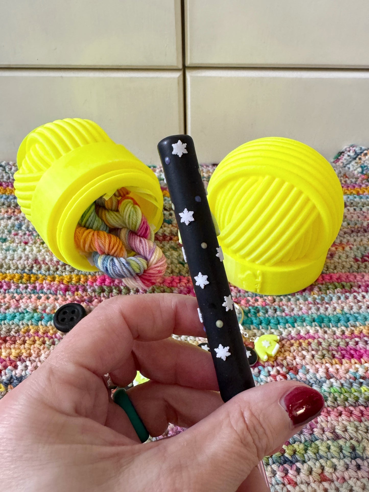 Neon Christmas Jumper Yarn Ball Surprise Pot with 4.5mm Crochet Hook