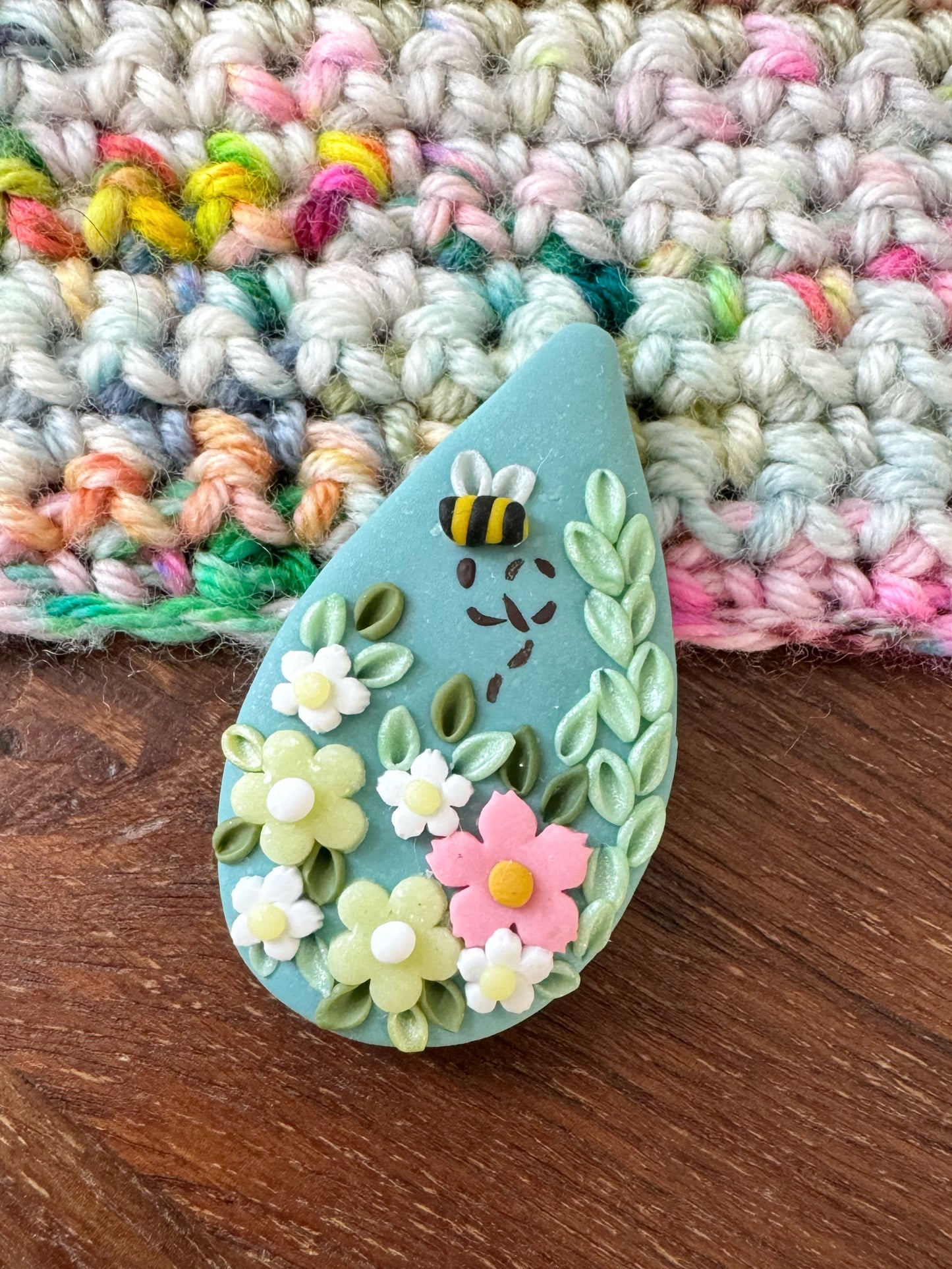 Sea Green Wildfower Needle Minder, Floral Magnetic Needle Minder