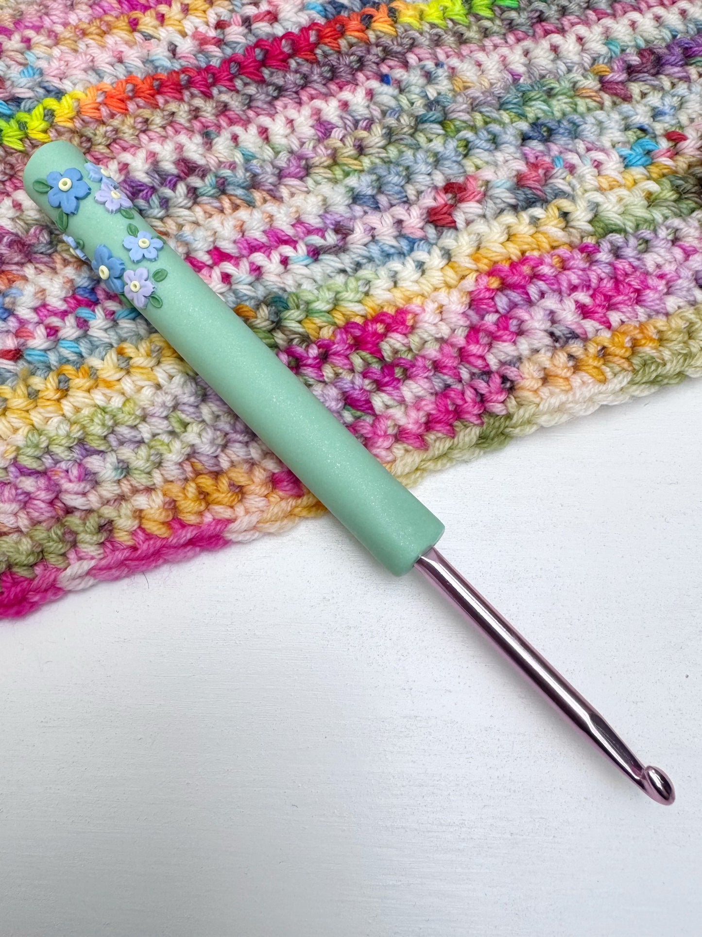 Forget Me Not Polymer Clay Crochet Hook, Flower Crochet Hook