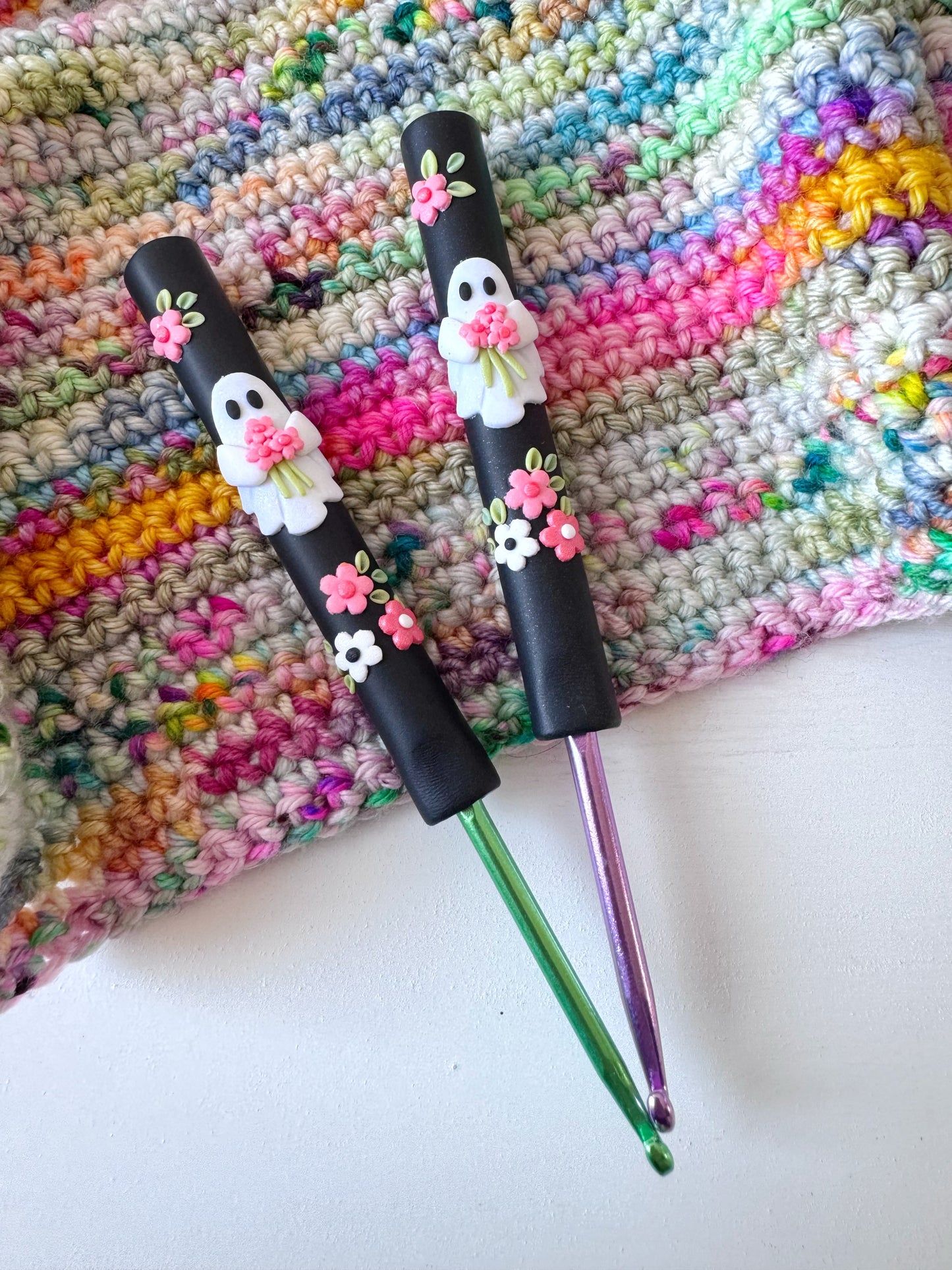 Flower Ghost Polymer Clay Crochet Hook, Halloween Crochet Hook
