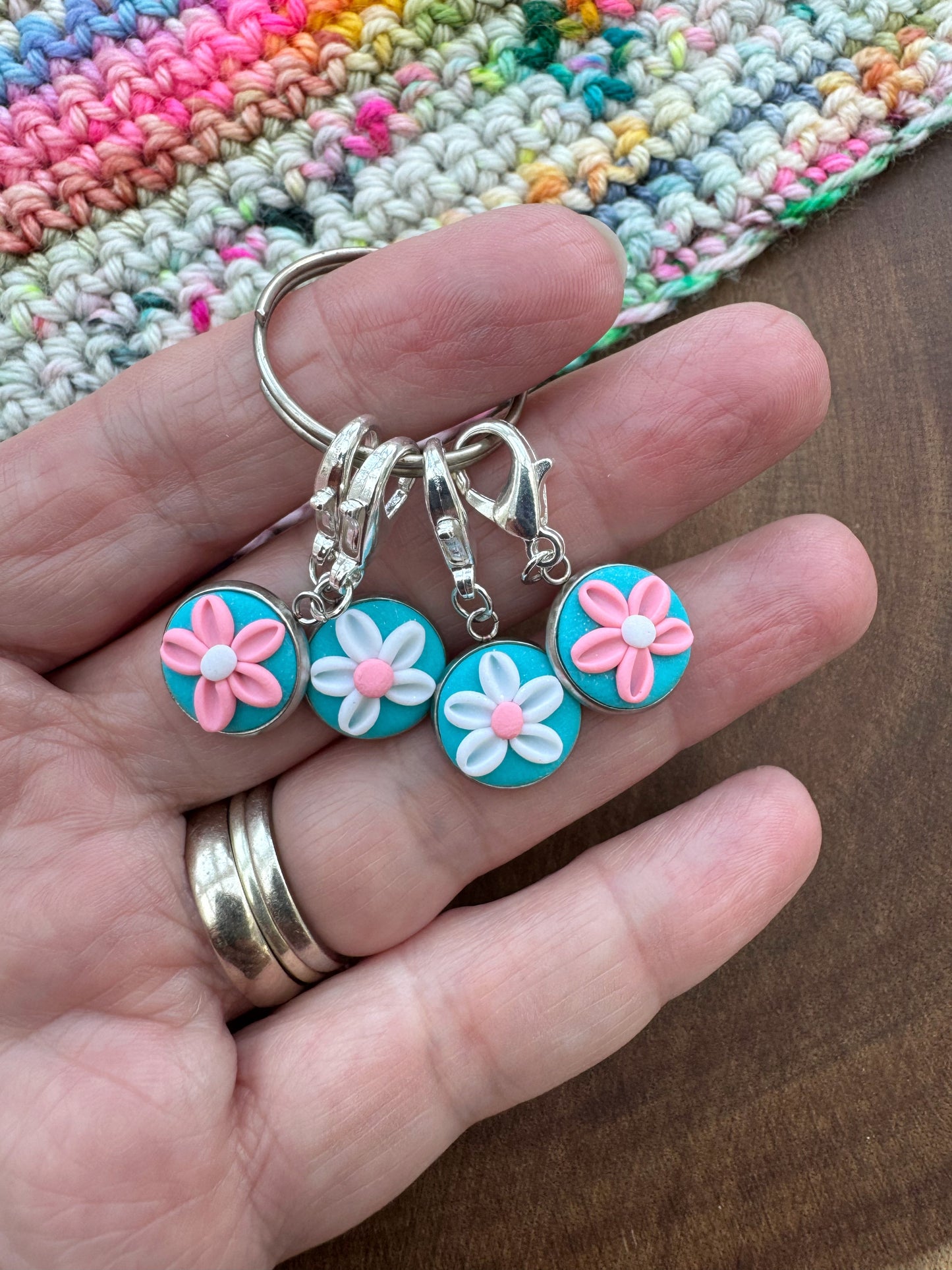 Pink and Blue Flower Stitch Markers, Flower Progress Keepers