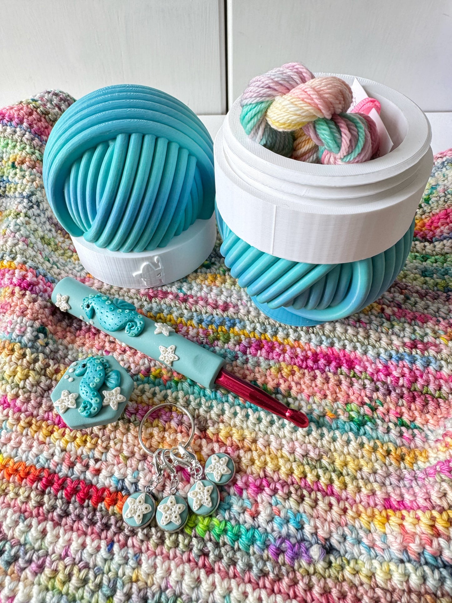 Contrast Band Mystery Pot, 3D Printed Filled Yarn Ball Container