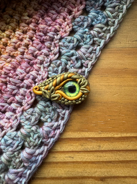 Dragons eye needle minder, polymer clay dragon eye needle magnet