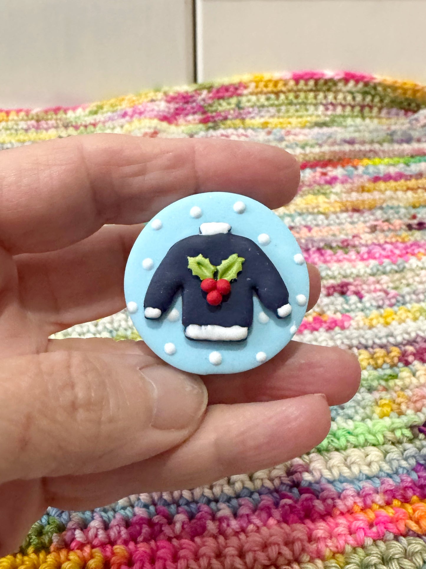 Cosy Jumper Mini Yarn Ball Pot, Keyring Crochet Hook and Stitch Markers