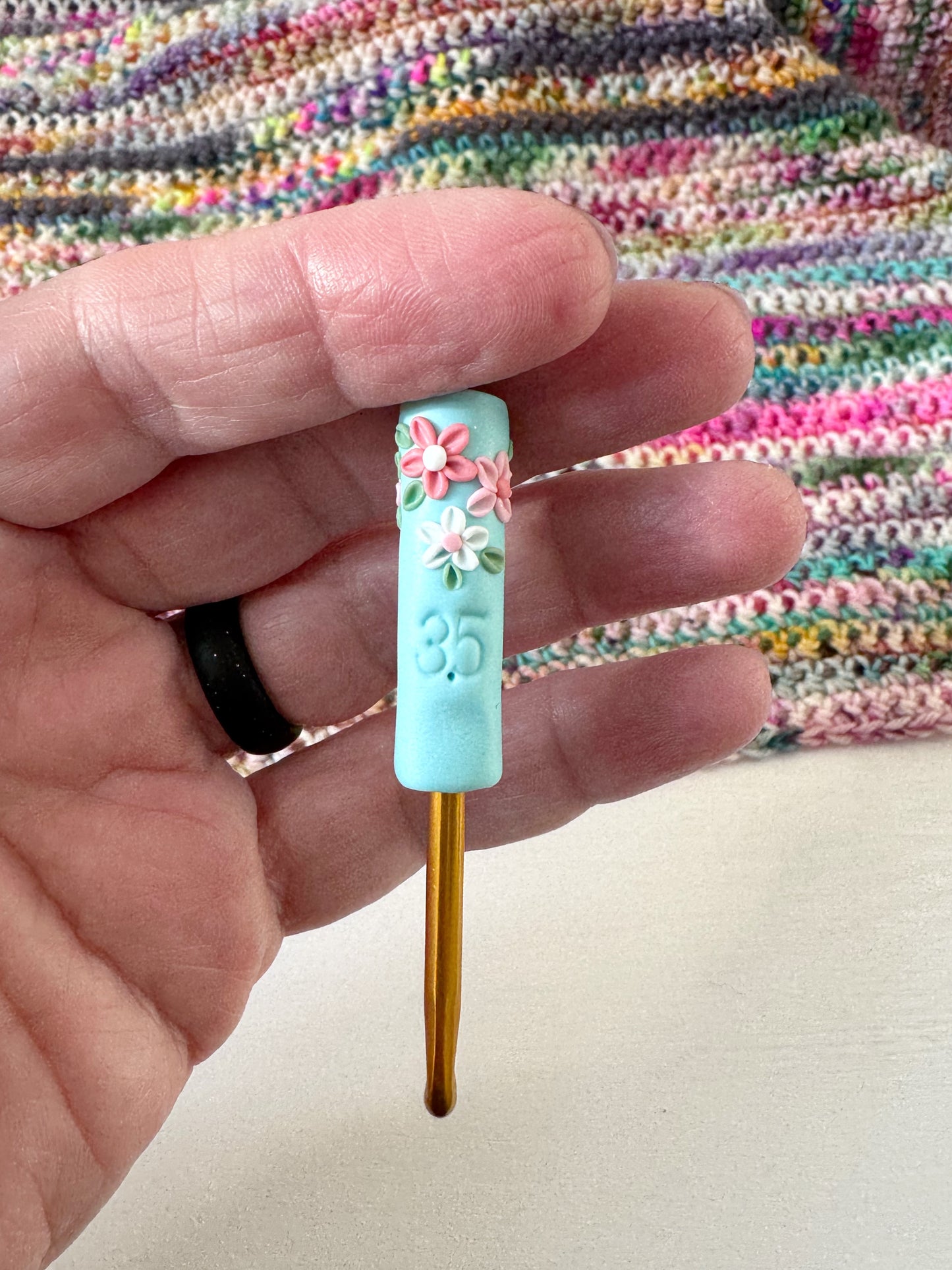 Mini Crochet Hook Set, Flower Keyring Crochet Hook and Stitch Marker Set