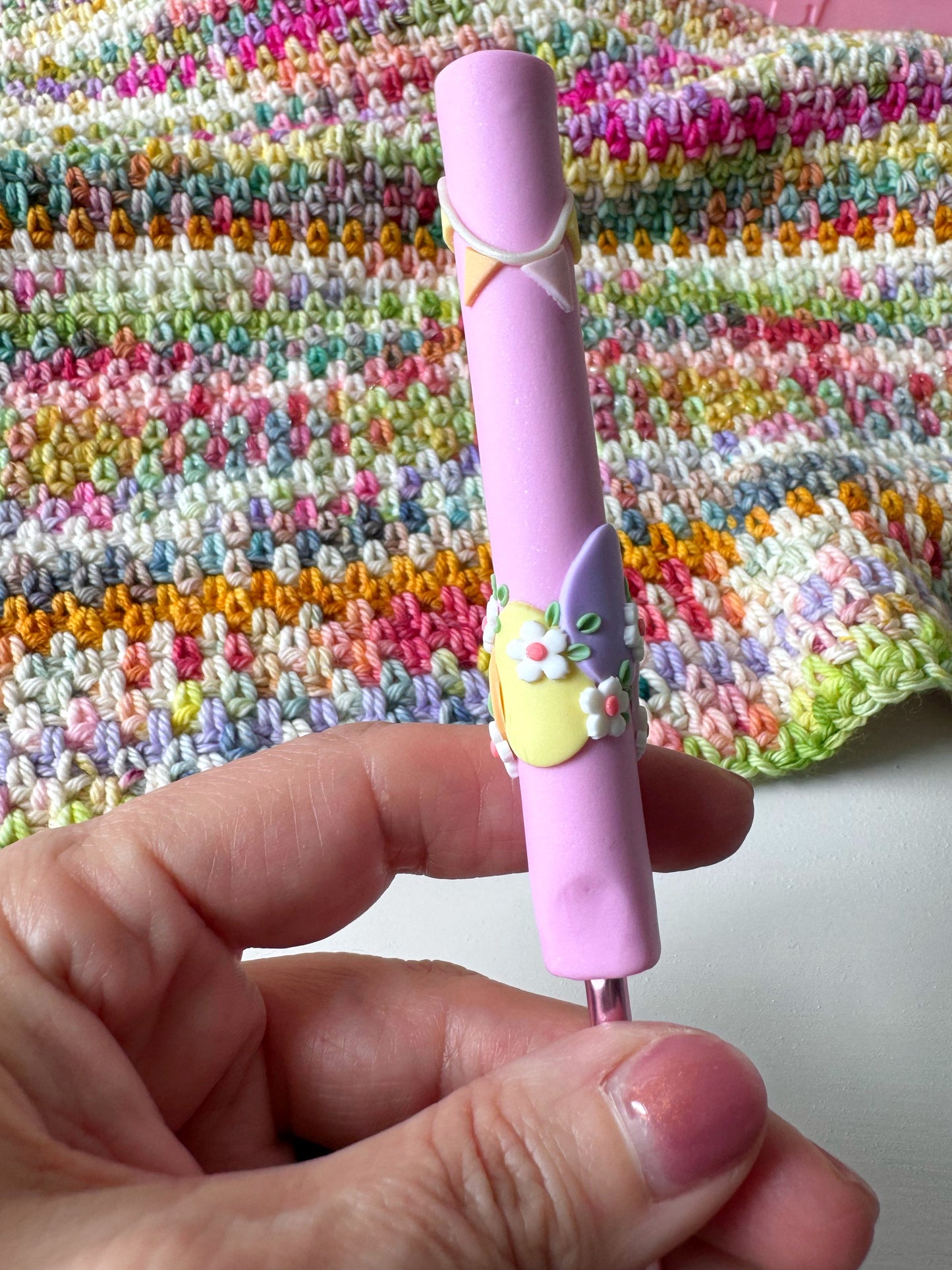 Bunting Easter Egg Crochet Hook, Polymer Clay Ergonomic Crochet Hook