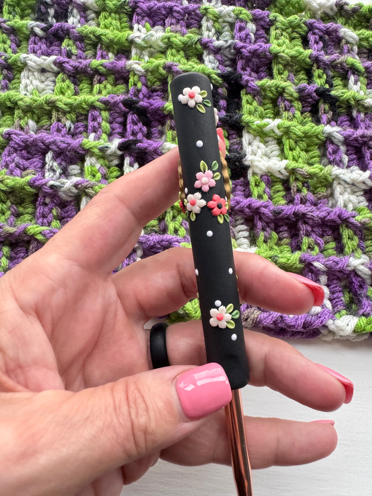 Glow in the Dark Ghost Frame Crochet Hook, Kawaii Ghost Polymer Clay Crochet hook for Halloween