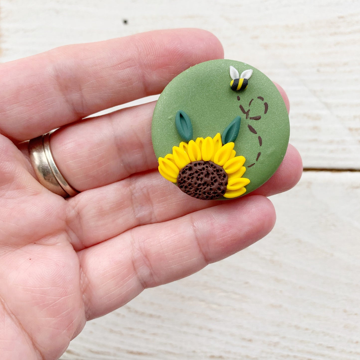 Sunflower needle minder, needle keeper, magnetic needle holder, flower magnet