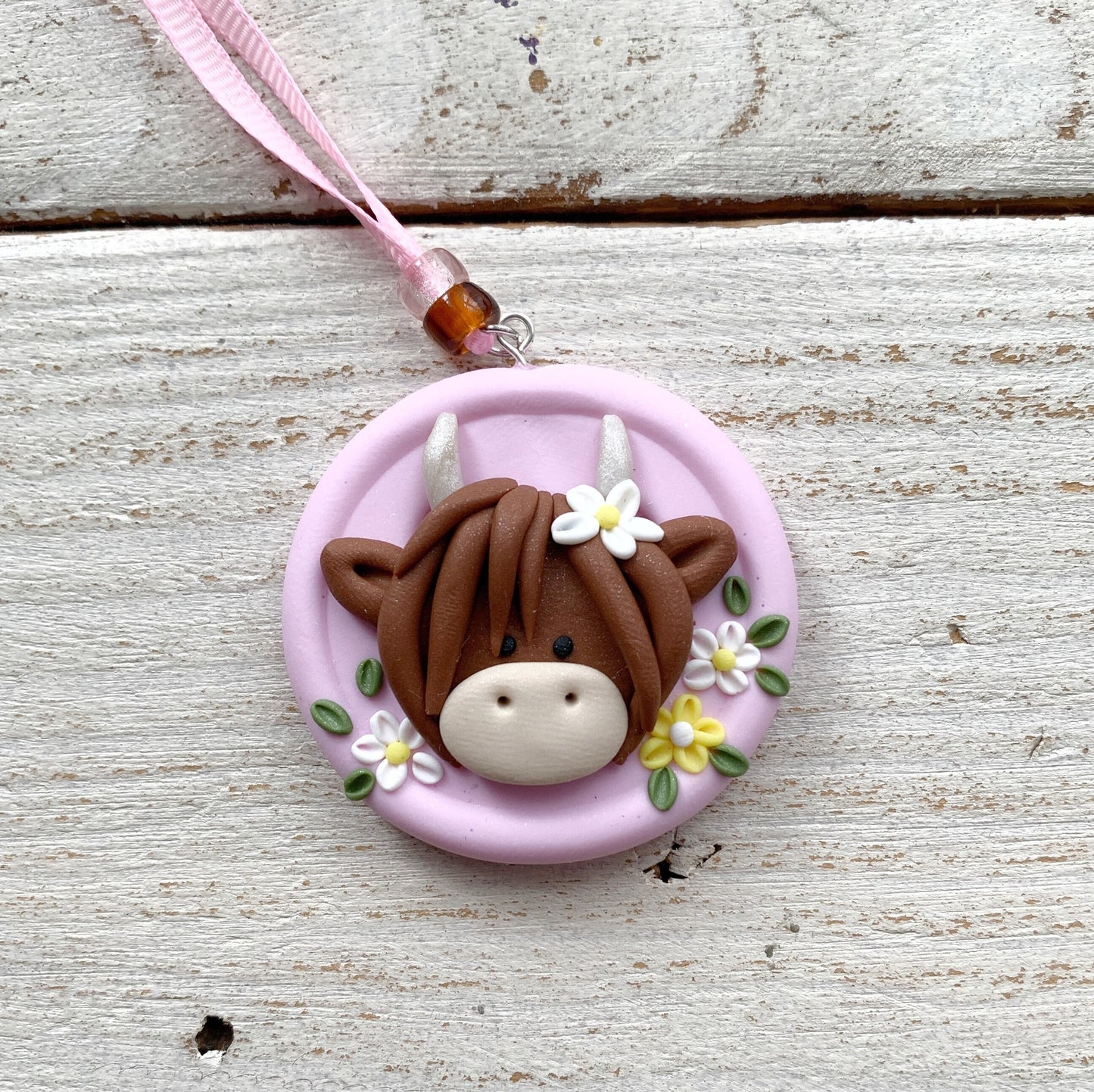 Highland cow scissor fob, scissor keeper, crochet tools, gift for her, yarn gifts, embroidery scissor minder, Heilan Coo