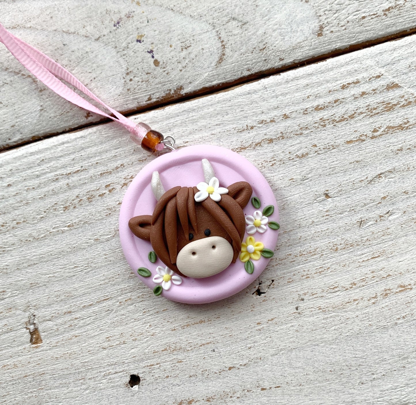 Highland cow scissor fob, scissor keeper, crochet tools, gift for her, yarn gifts, embroidery scissor minder, Heilan Coo