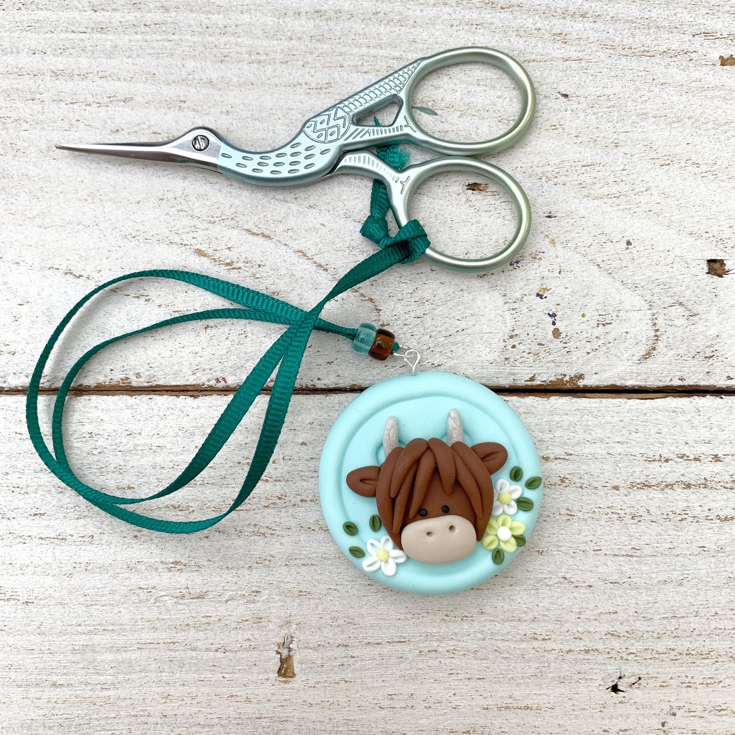 Mint Highland cow scissor fob, scissor keeper, crochet tools, gift for her, yarn gifts, embroidery scissor minder, Heilan Coo