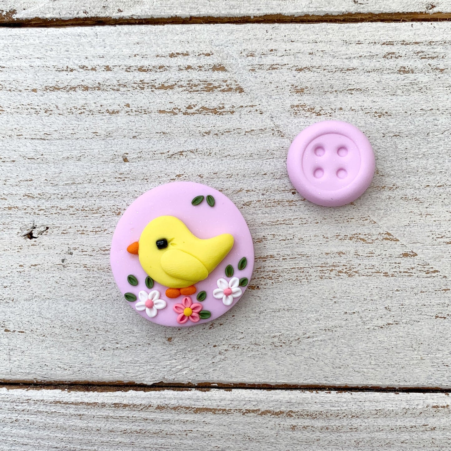 Little chick needle minder, needle keeper, magnetic needle holder, spring craft magnet, pin holder, cross stitch accessories