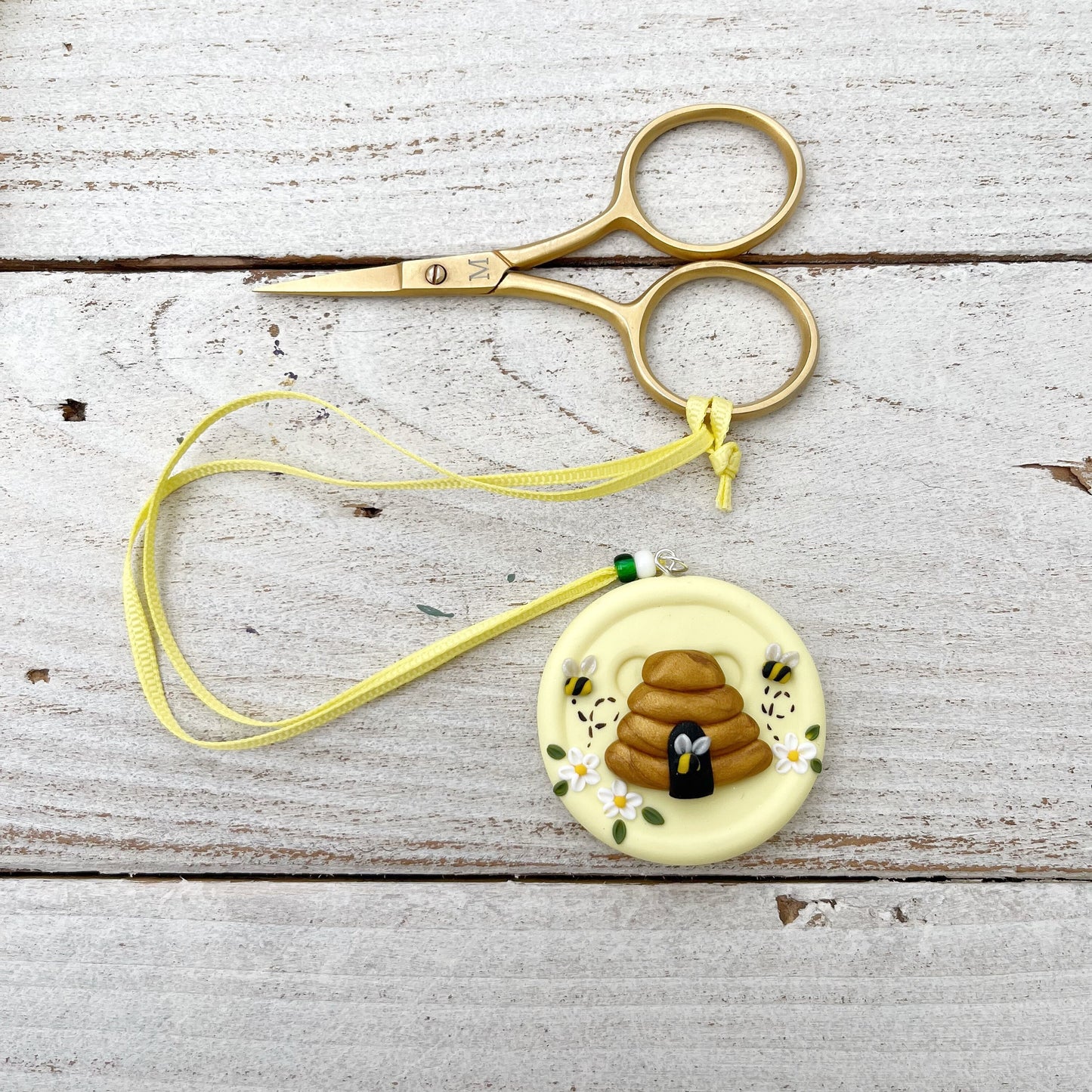 Lemon bumble bee scissor fob, scissor keeper, crochet tools, gift for her, embroidery scissor minder, cross stitch accessories, beehive