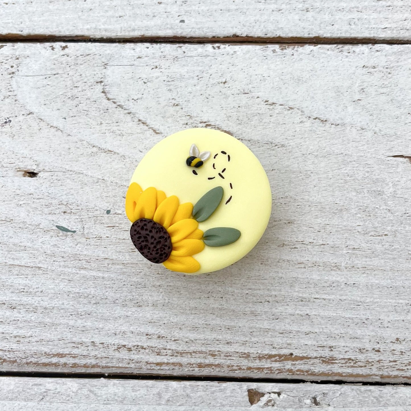 Lemon Sunflower needle minder, needle keeper, magnetic needle holder, flower magnet, pin cushion, cross stitcher