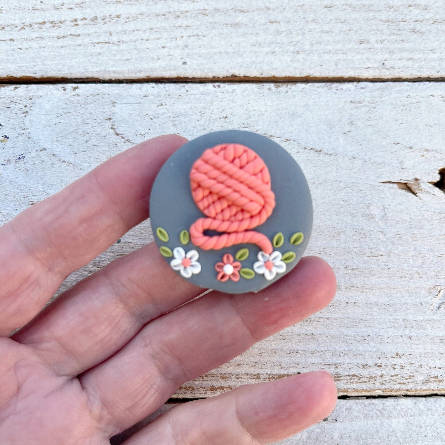 Grapefruit yarn ball magnetic needle minder, sewing magnets for cross stitch and embroidery